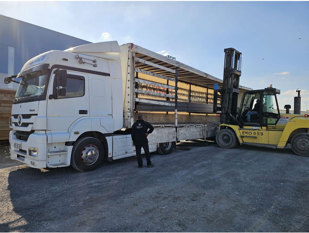 صورة المعرض 4